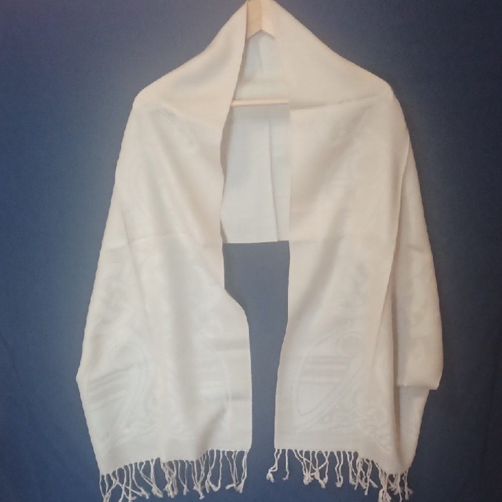 Patrick Francis Designs Wool Scarf With Fringe